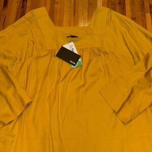 Kensie Women's Mustard Square Neck Top Large NWT
